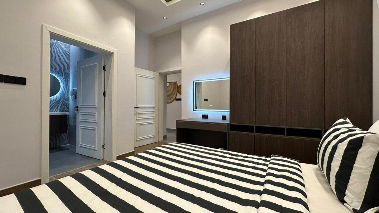 V Hotel In パジェ エクステリア 写真